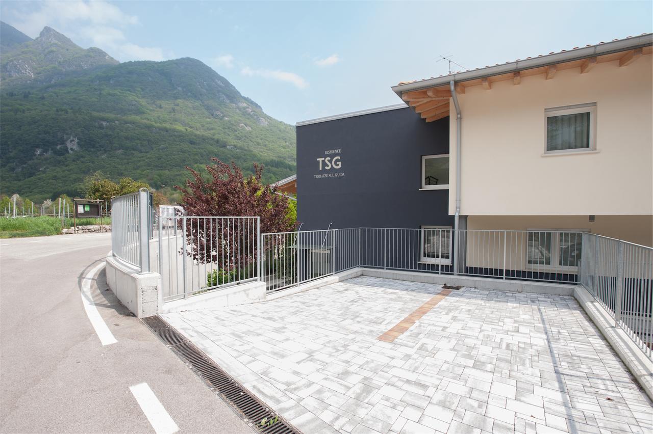 Aparthotel Terrazze Sul Garda Tenno Exteriér fotografie